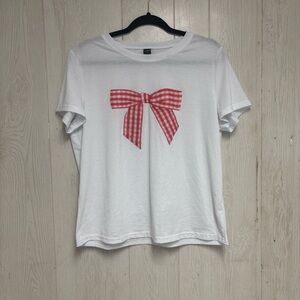SHEIN Size XL White T-Shirt with Red Checkered Bow